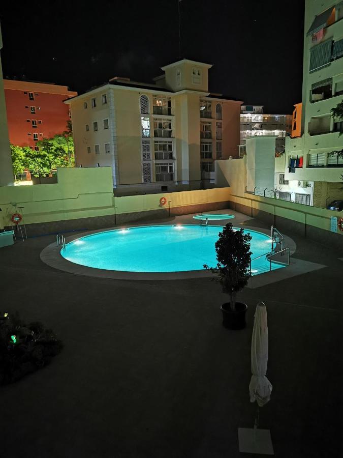 Blue Ocean Apartment Torremolinos Kültér fotó